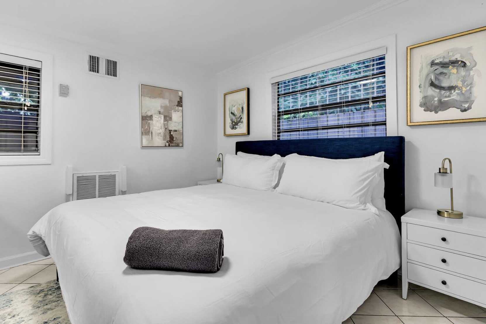 Newly renovated one-bedroom apartment