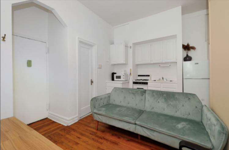 Stunning 2BR in Hell's Kitchen!