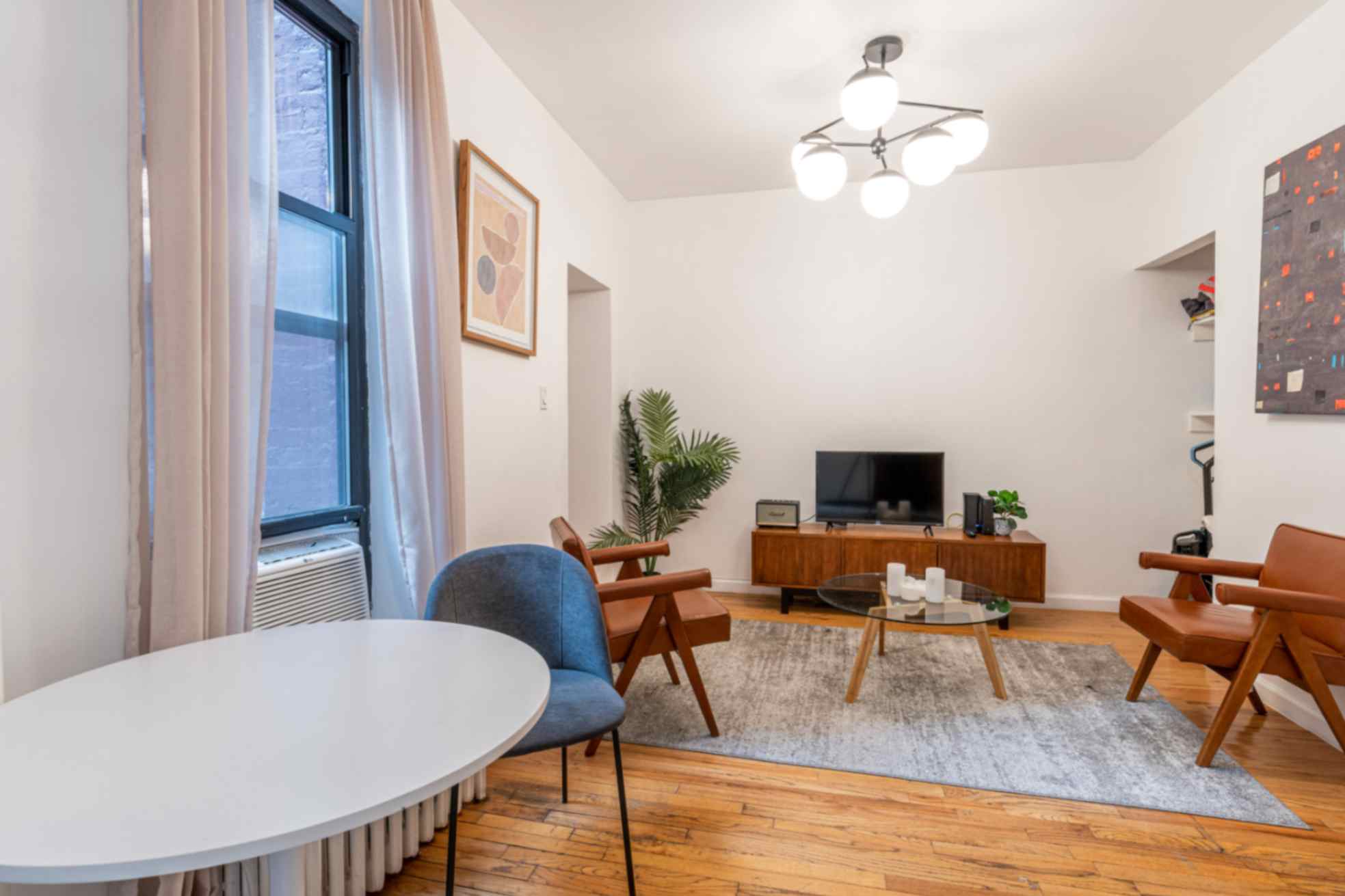 Exquisite 3BR apartment in Midtown West