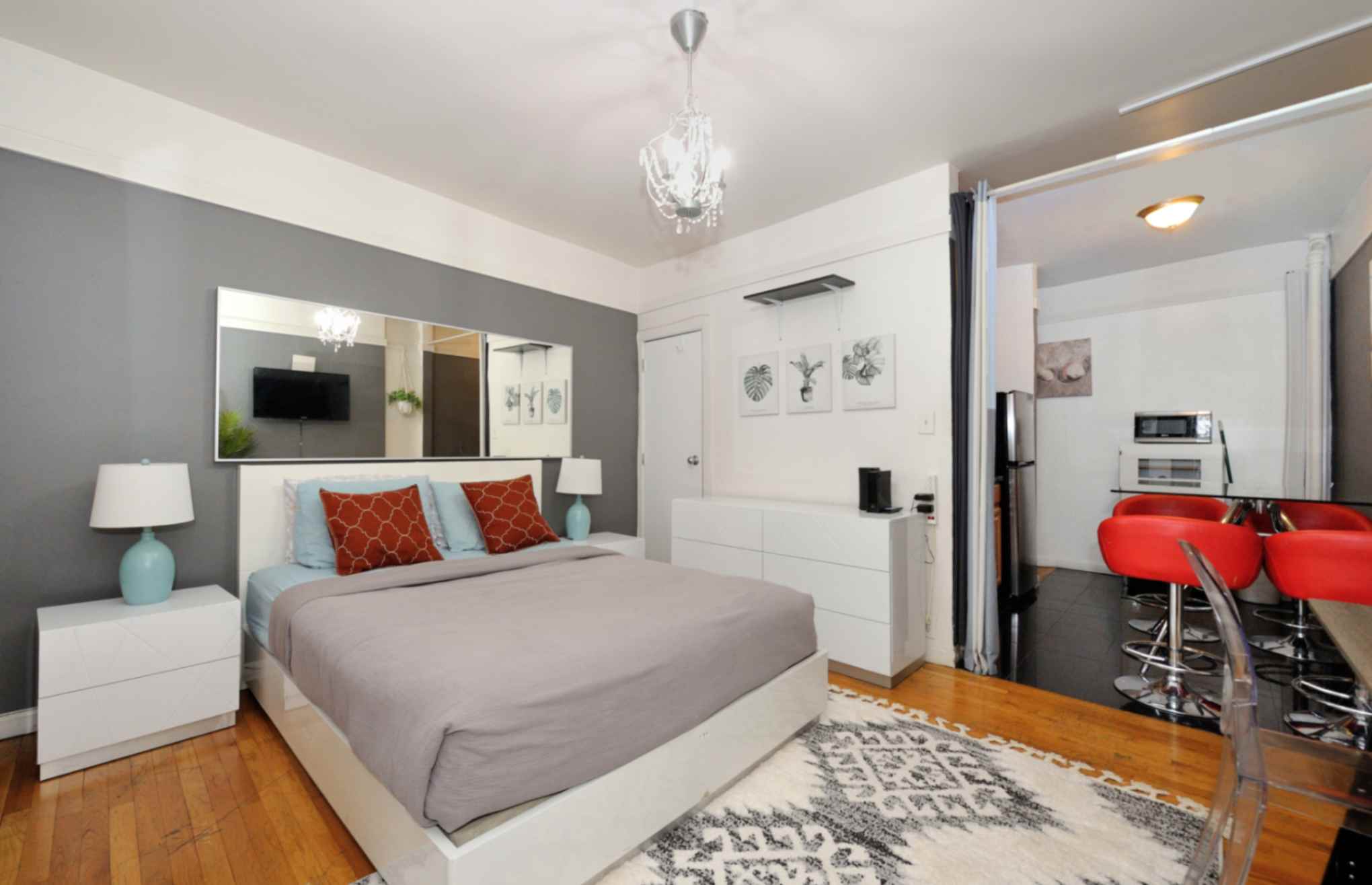 2BR gem in UES