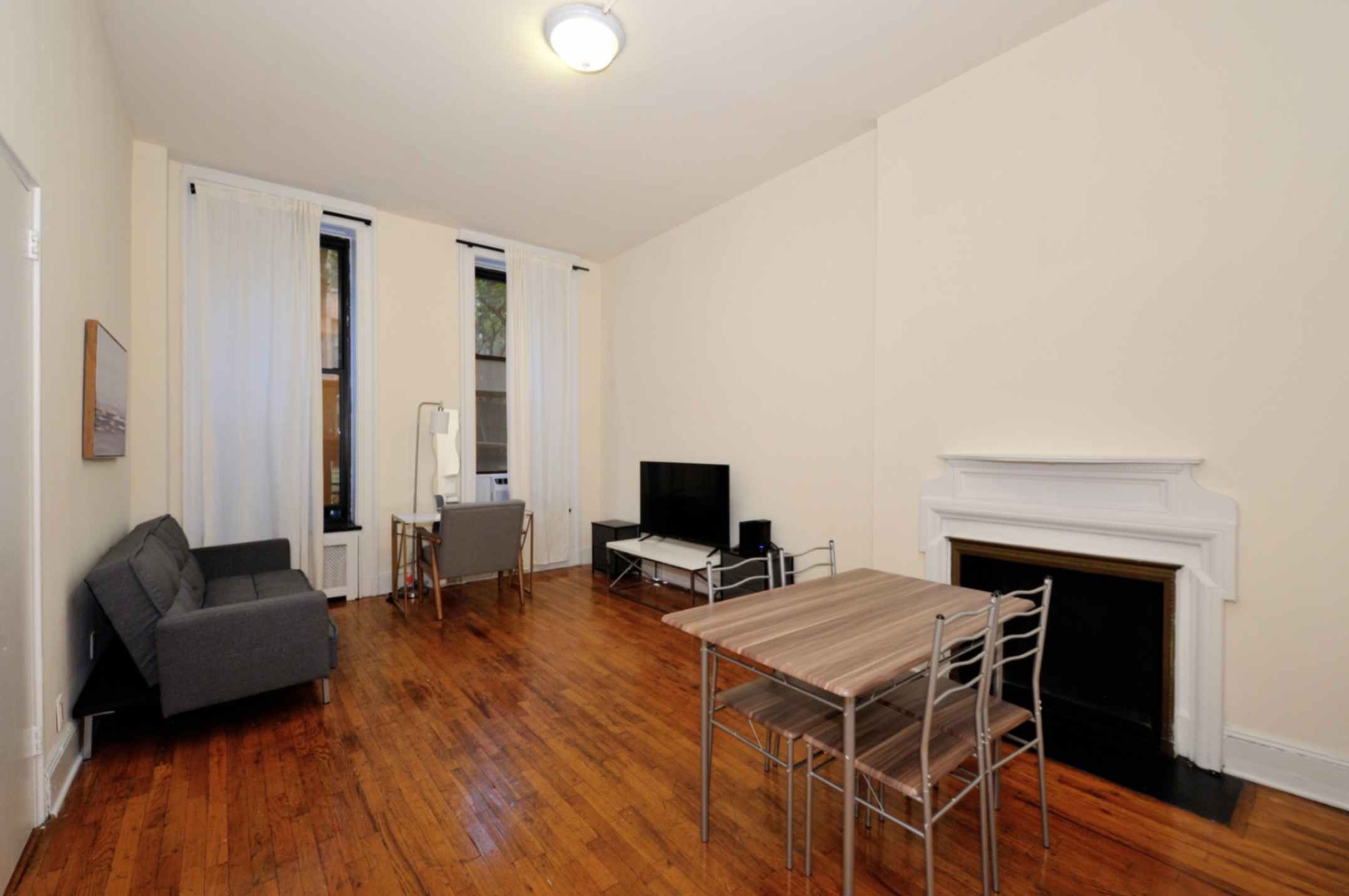 Vibrant 1BR apartment in Murray Hill