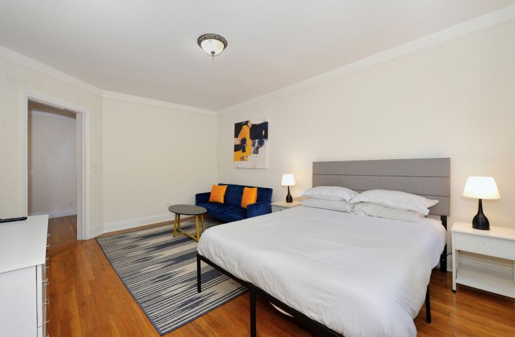 3BD apartment in UES