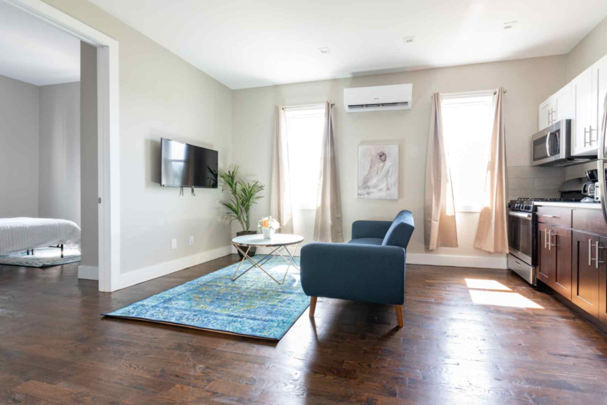 Charming newly renovated 2BD apartment in Jersey City